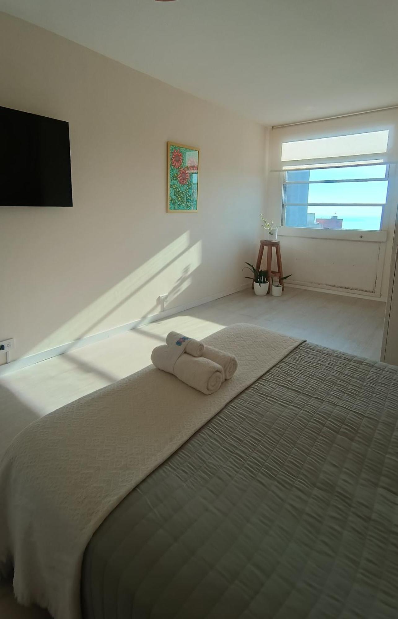 Con Vista Al Rio Parana, A Cuadras Del Monumento A La Bandera! Rosario! Apartamento